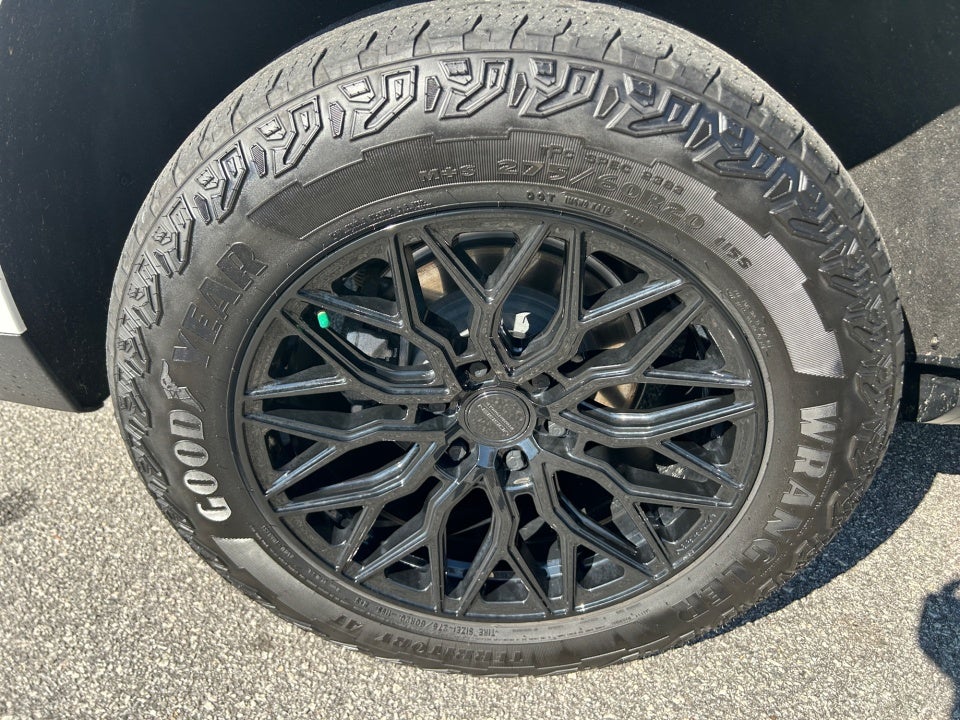 2024 GMC Yukon 4WD AT4