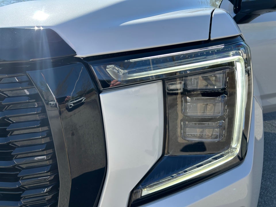 2024 GMC Yukon 4WD AT4