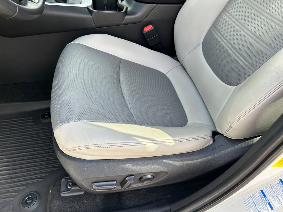 2022 Toyota RAV4 Hybrid Limited