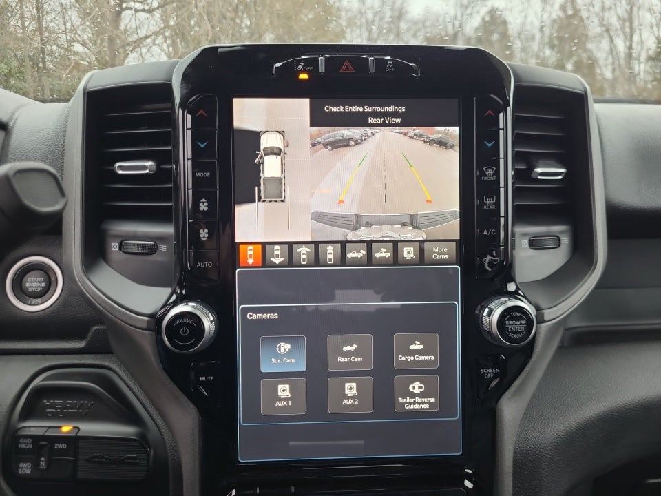 2024 RAM 3500 Tradesman Crew Cab 4x4 6'4" Box