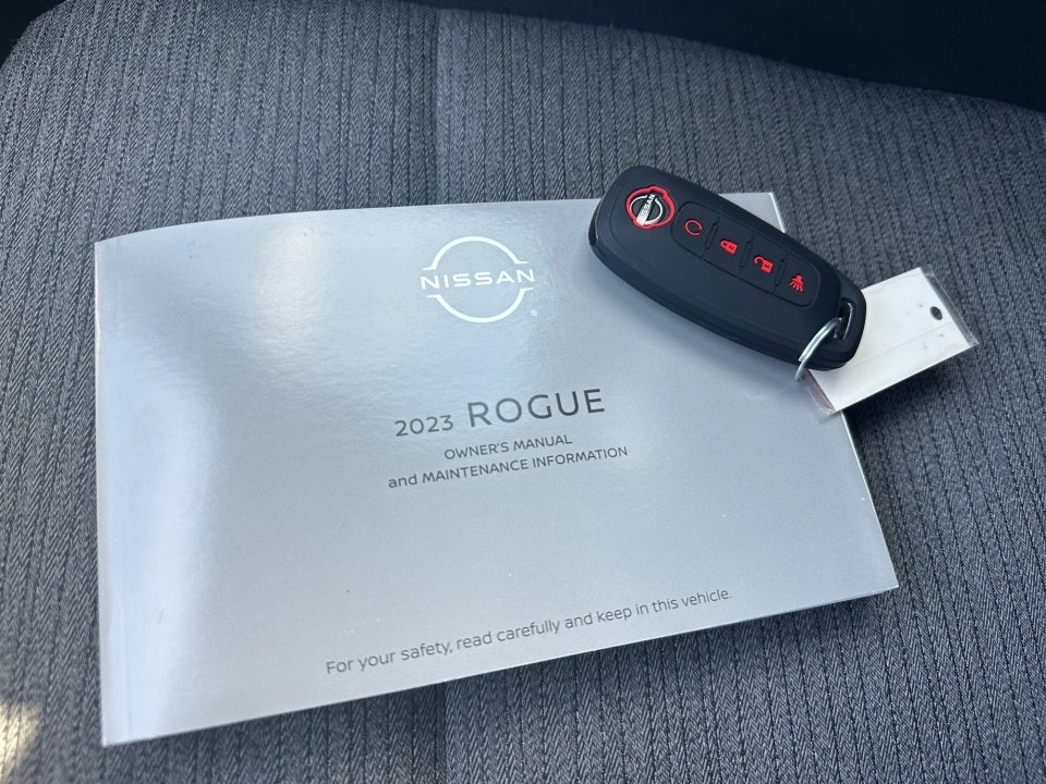 2023 Nissan Rogue SV FWD