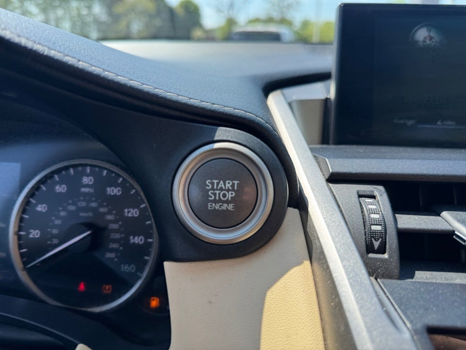 2016 Lexus NX 200t 200t