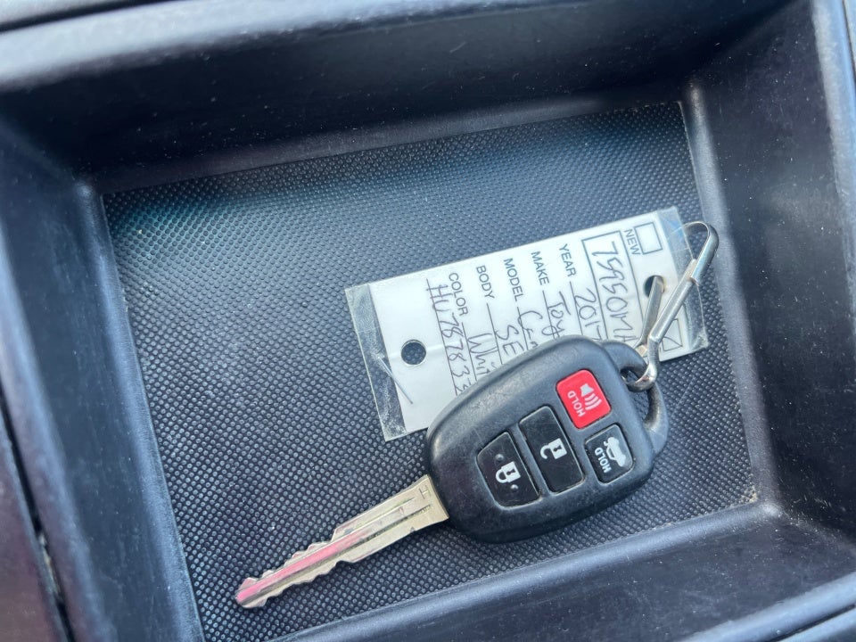 2017 Toyota Camry SE