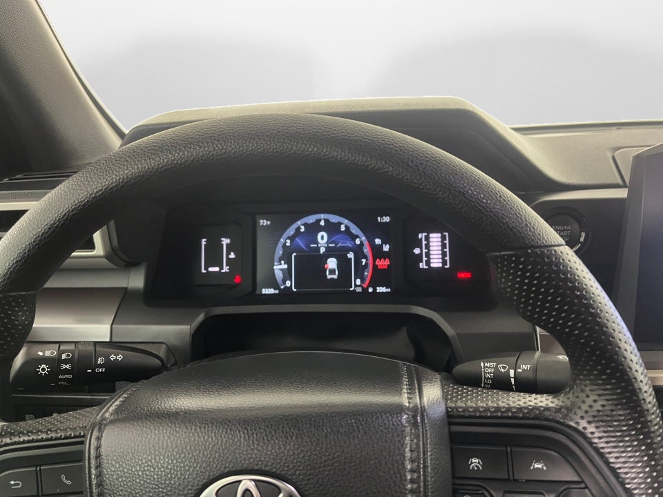 2025 Toyota TACOMA SR5 SR5