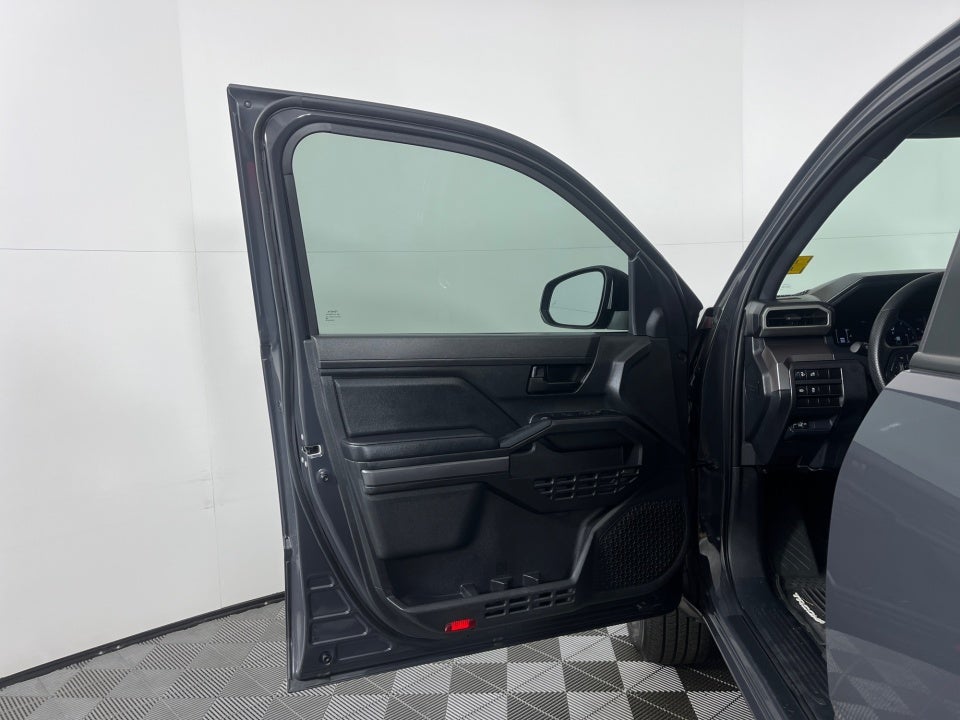 2025 Toyota TACOMA SR5 SR5