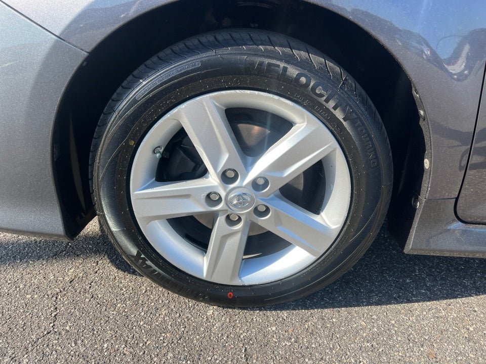 2014 Toyota CAMRY SE Limited Edition