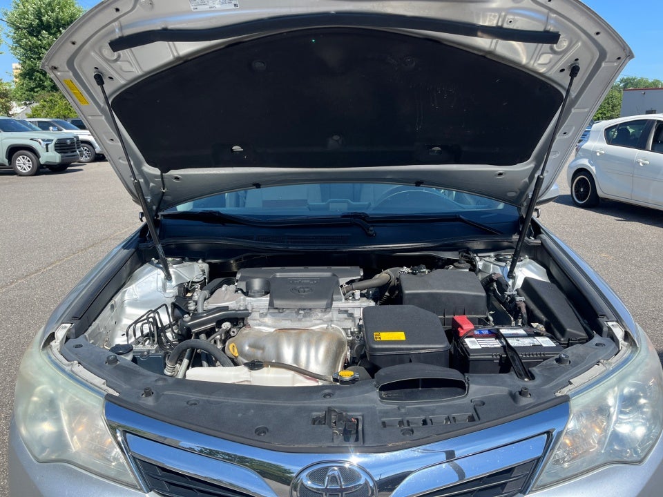 2013 Toyota CAMRY LE