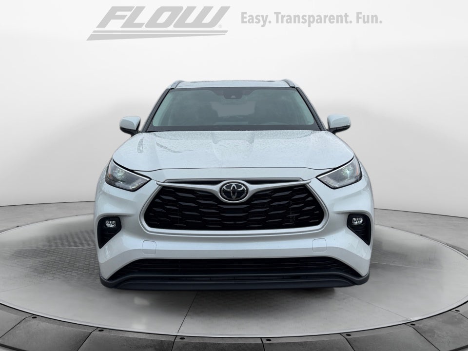 2025 Toyota HIGHLANDER XLE