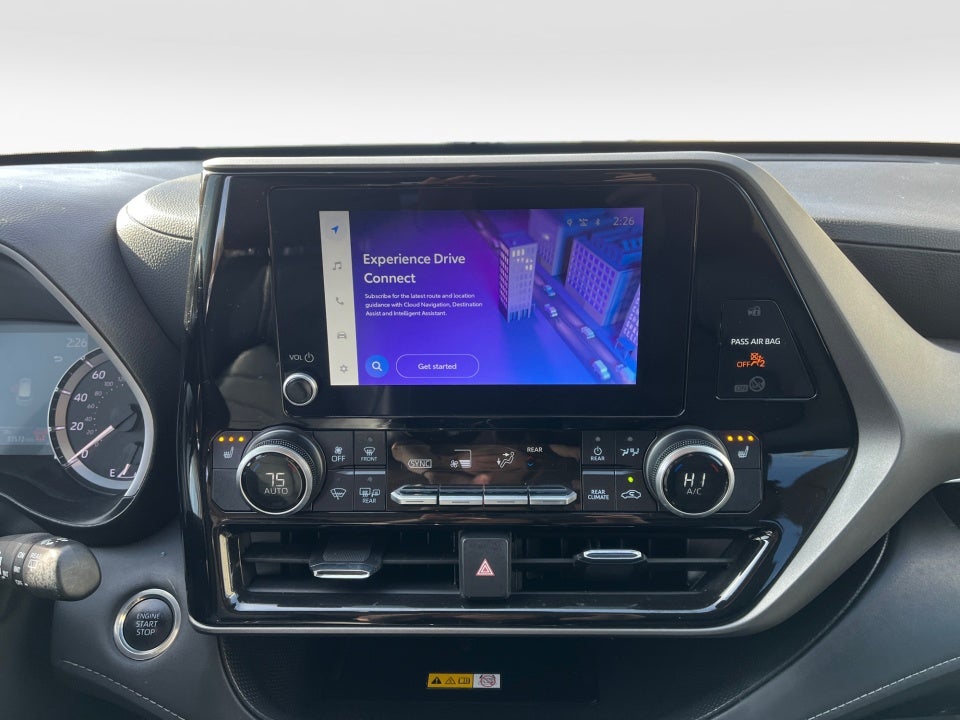 2025 Toyota HIGHLANDER XLE