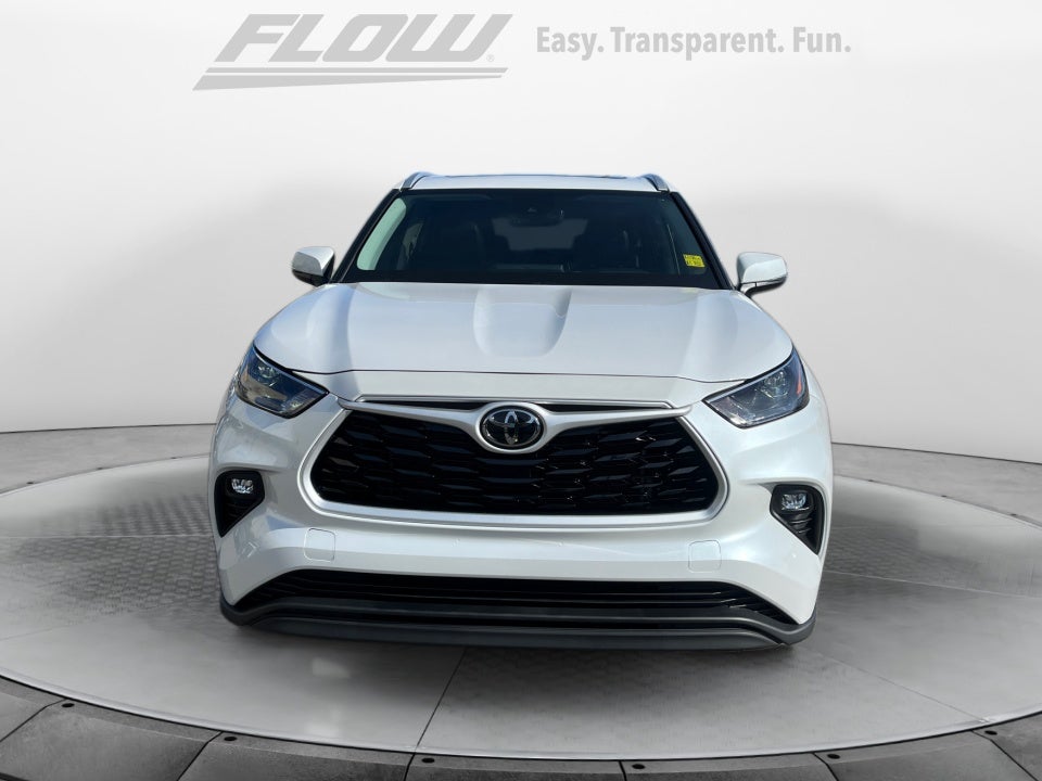 2025 Toyota HIGHLANDER XLE