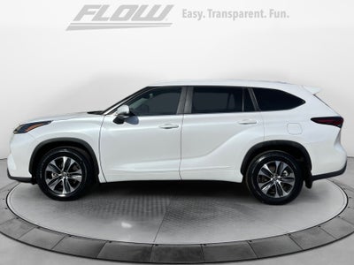 2025 Toyota HIGHLANDER XLE