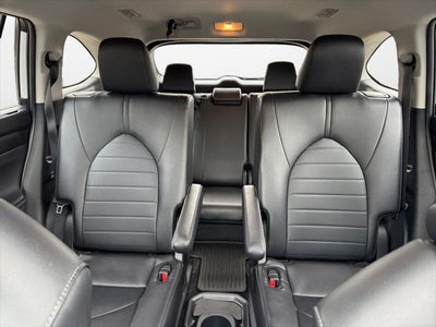2025 Toyota HIGHLANDER XLE