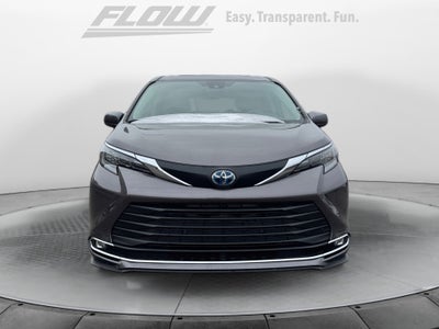 2024 Toyota SIENNA XLE XLE