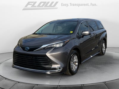 2024 Toyota SIENNA XLE XLE