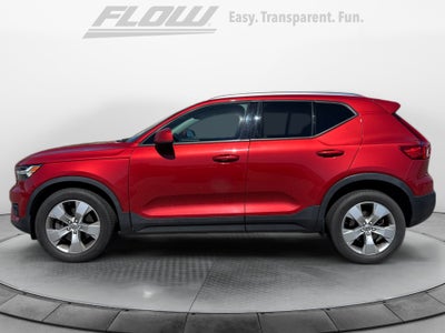 2019 Volvo XC40 T4 Momentum