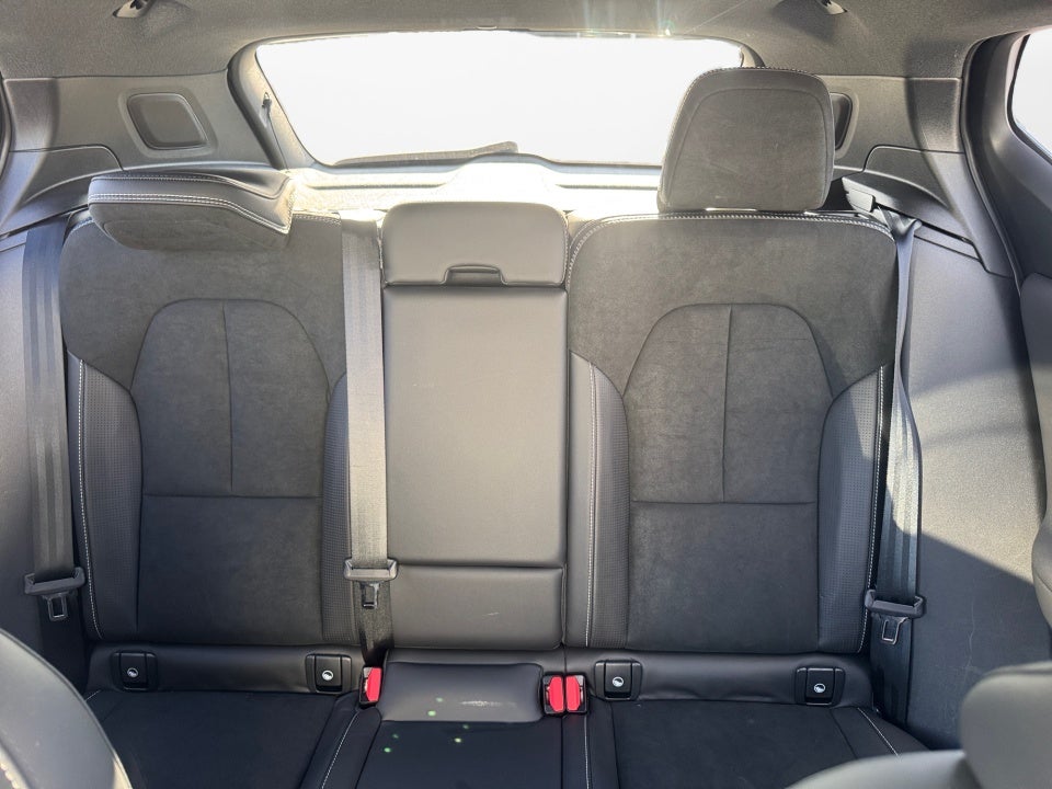 2021 Volvo XC40 Recharge Pure Electric P8