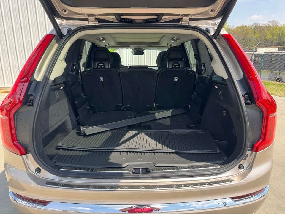 2024 Volvo XC90 B6 Plus Bright Theme 7-Seater