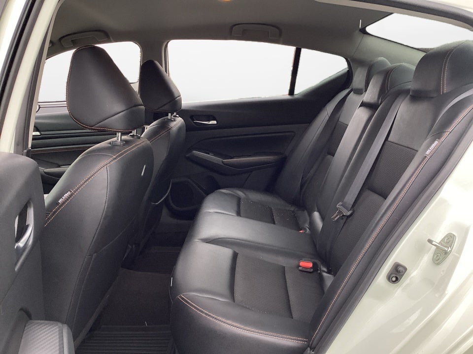 2022 Nissan Altima SR FWD