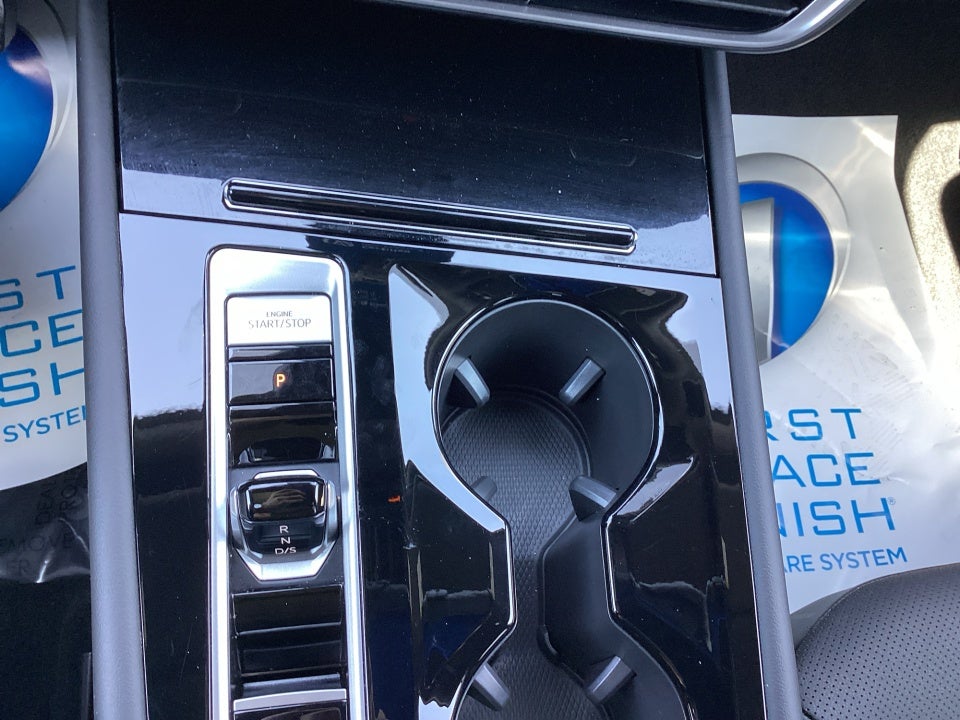 2026 Volkswagen Atlas Cross Sport SE with Technology