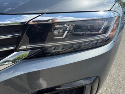2021 Volkswagen Passat 2.0T R-Line