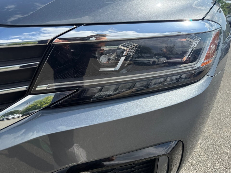 2021 Volkswagen Passat 2.0T R-Line