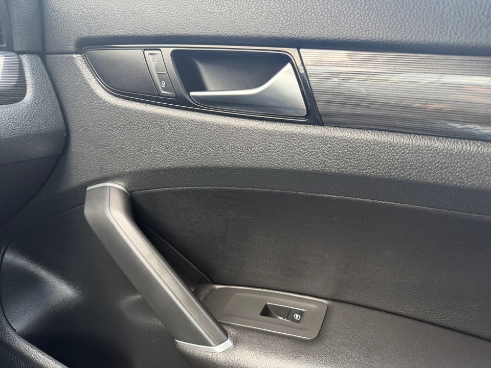 2021 Volkswagen Passat 2.0T R-Line