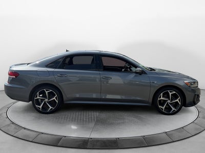 2021 Volkswagen Passat 2.0T R-Line