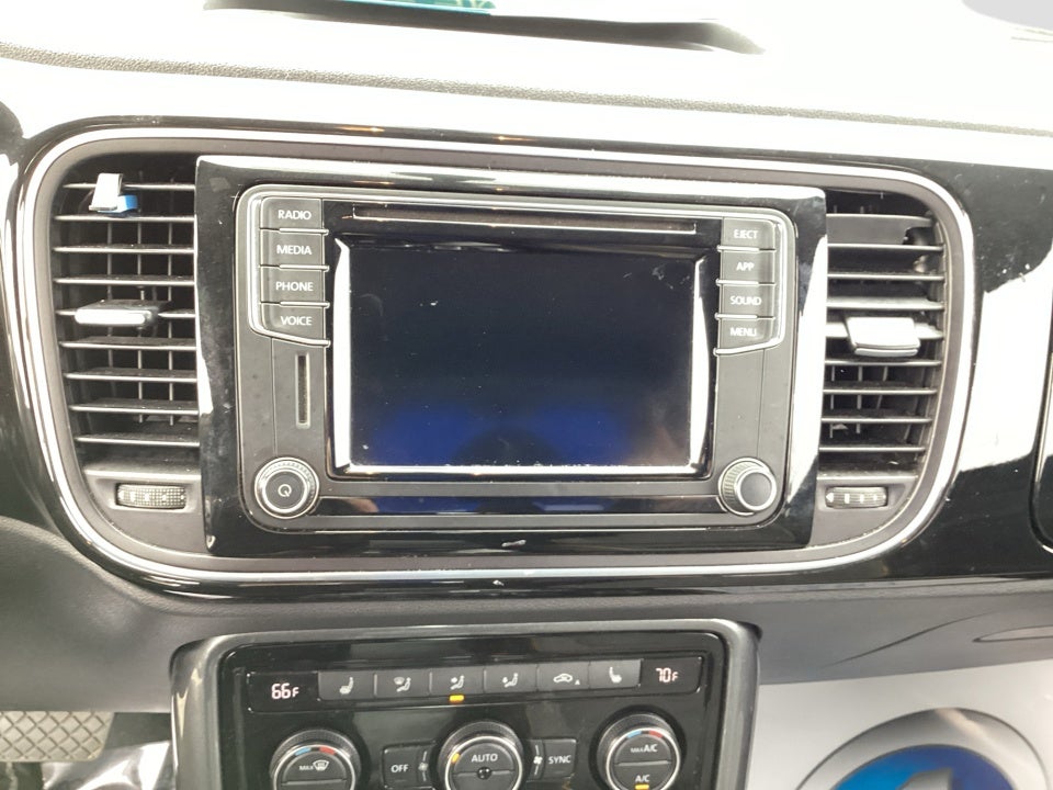 2018 Volkswagen Beetle 2.0T Dune