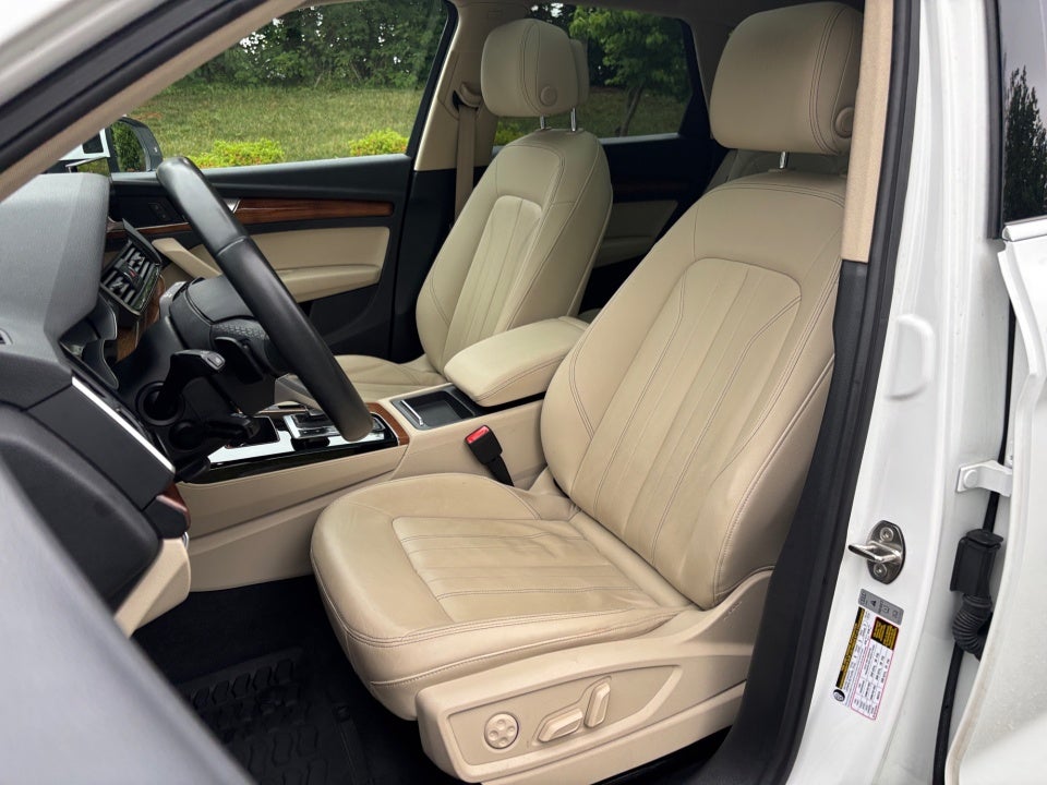 2021 Audi Q5 Premium 45 TFSI quattro S tronic