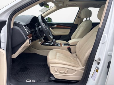 2021 Audi Q5 Premium 45 TFSI quattro S tronic