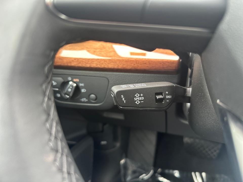 2023 Audi Q5 Premium Plus
