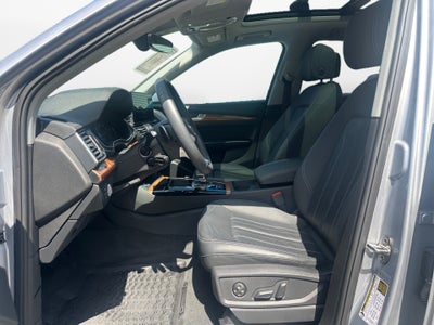 2023 Audi Q5 S line Premium