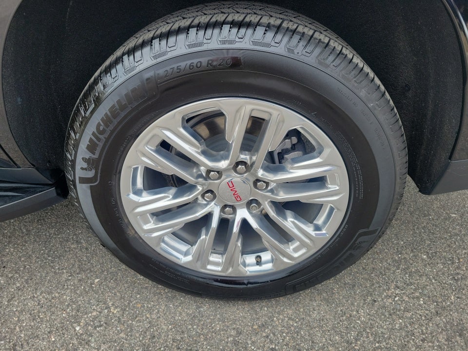 2023 GMC Yukon 4WD SLT