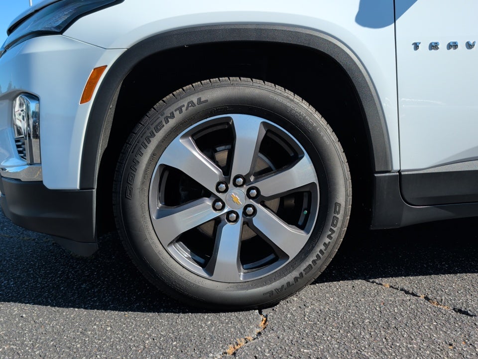 2023 Chevrolet Traverse FWD LT Leather