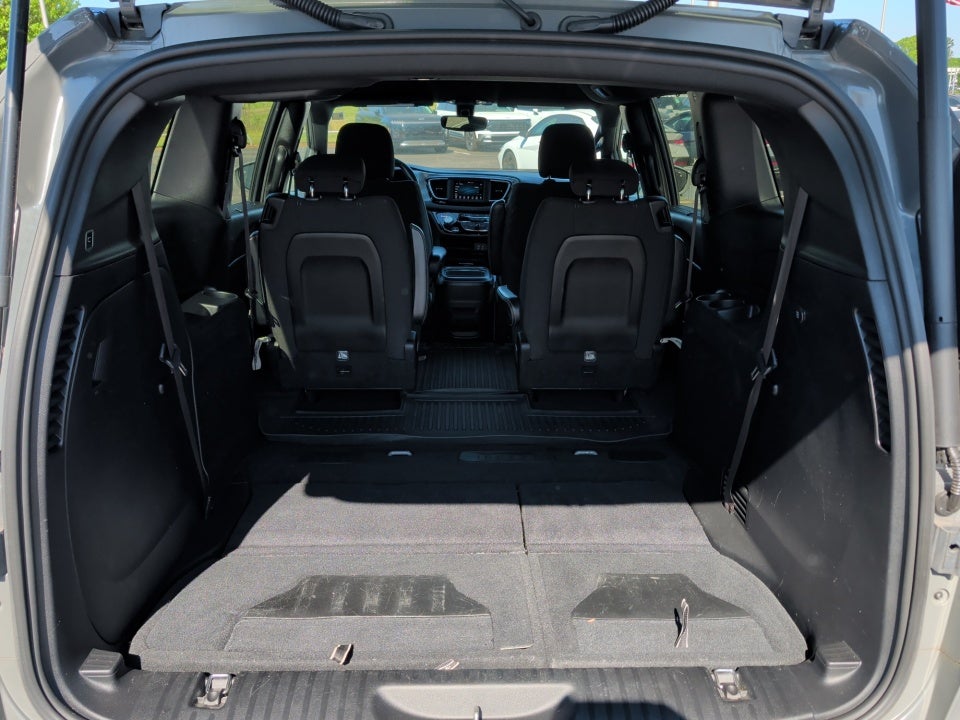 2020 Chrysler Pacifica Touring