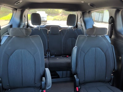 2020 Chrysler Pacifica Touring