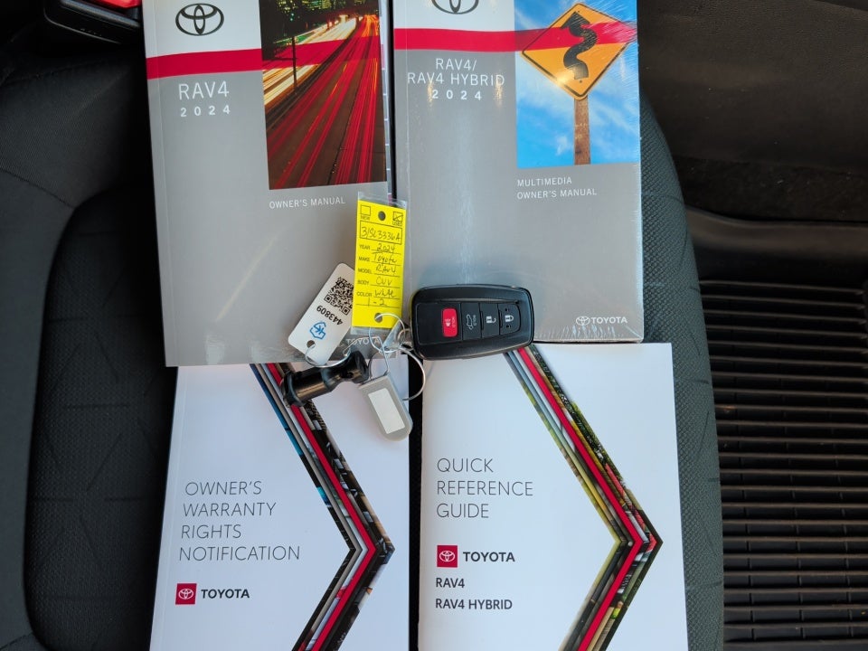2024 Toyota RAV4 XLE