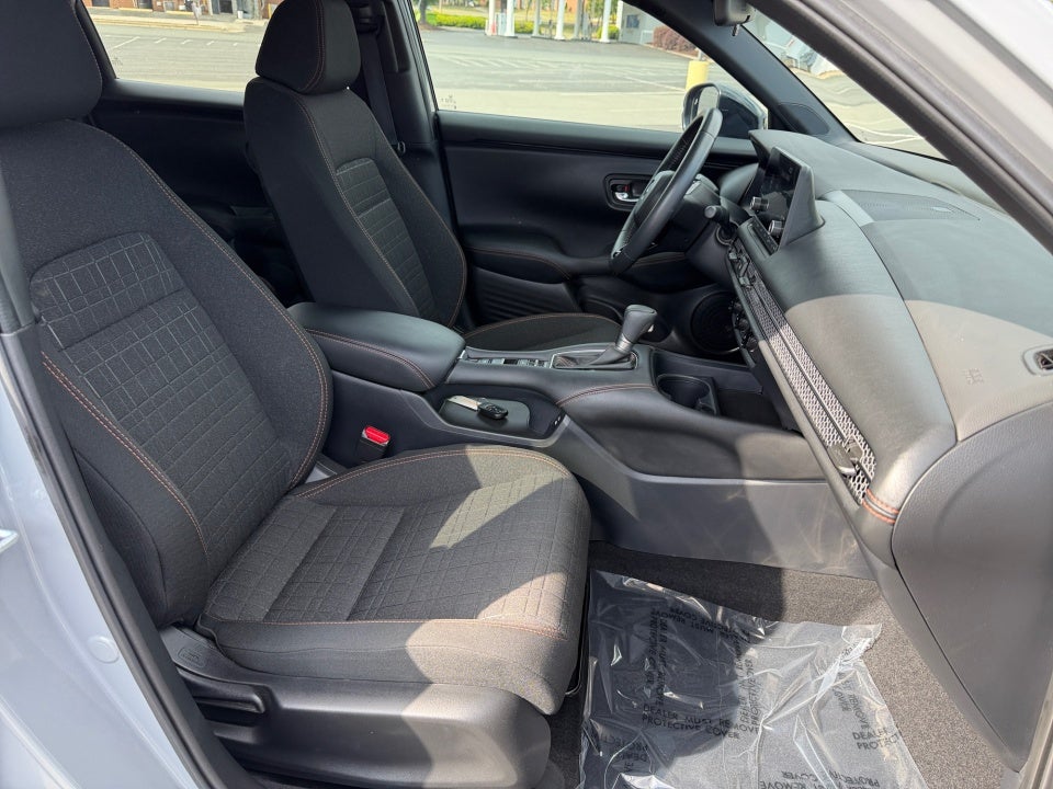 2024 Honda HR-V 2WD Sport