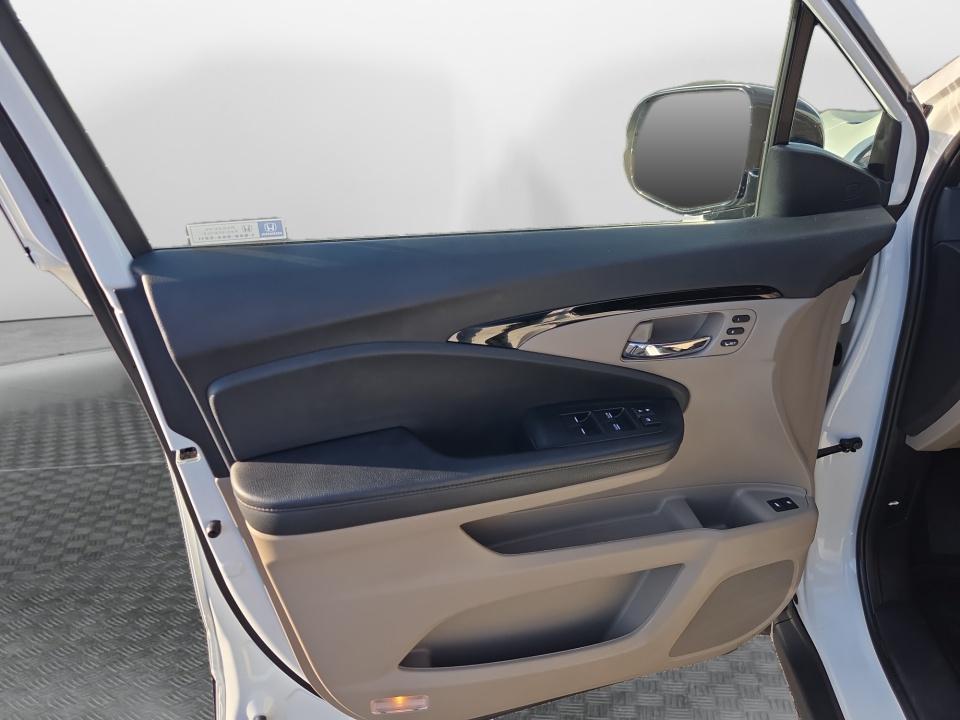2022 Honda Pilot Touring 7-Passenger