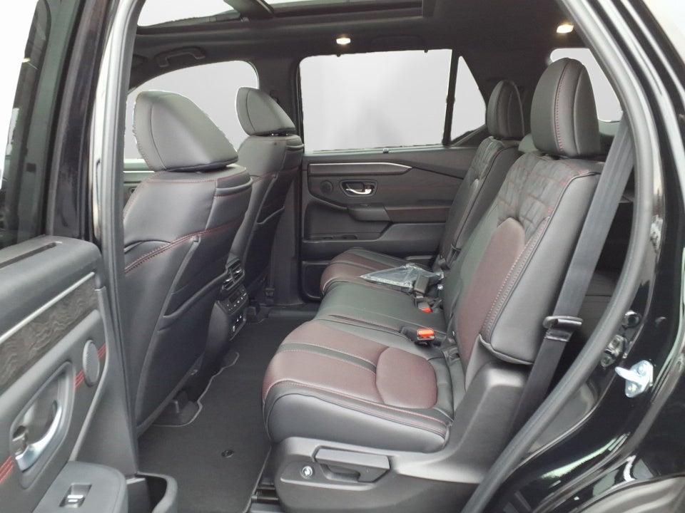 2026 Honda Pilot Black Edition