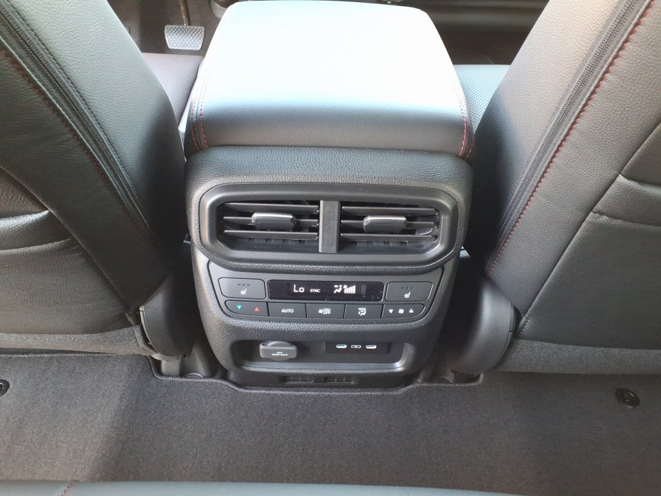 2026 Honda Ridgeline Black Edition Two-Tone