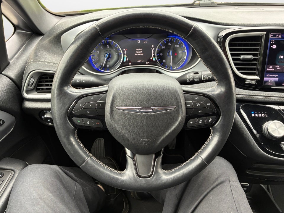 2021 Chrysler Pacifica Touring L