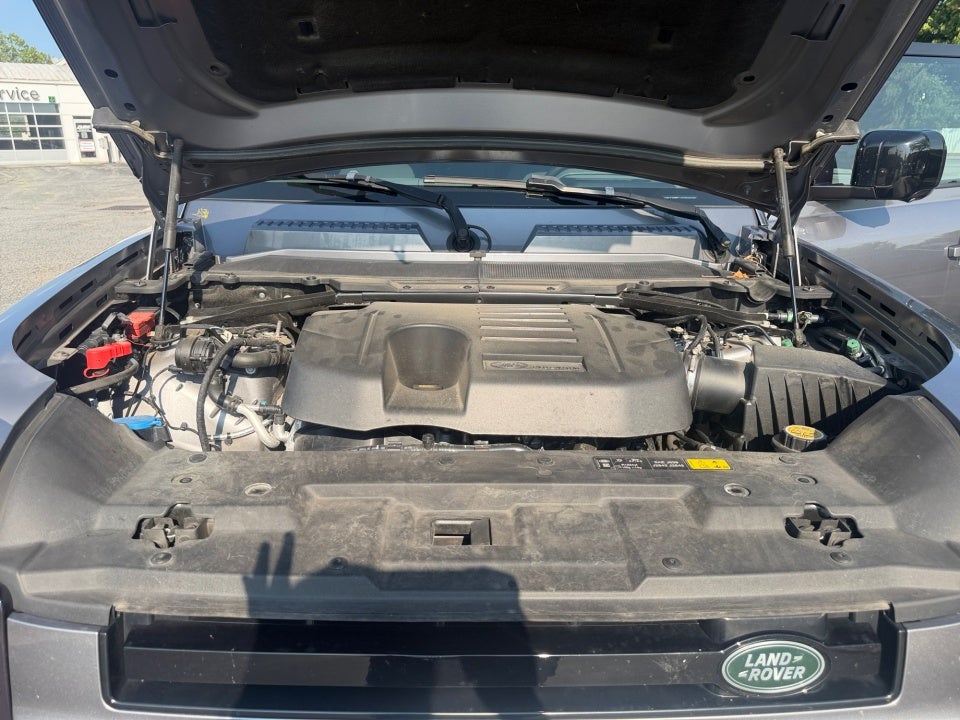 2024 Land Rover Defender X-Dynamic SE