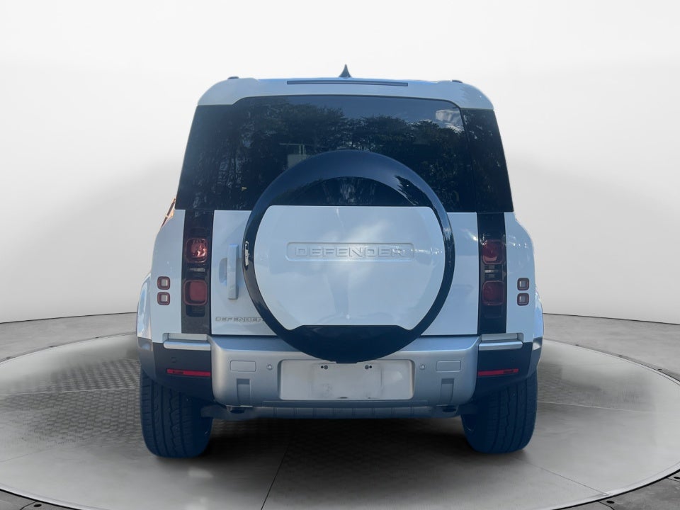 2025 Land Rover Defender 110 P400 S