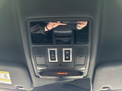 2023 Land Rover Defender 110 V8