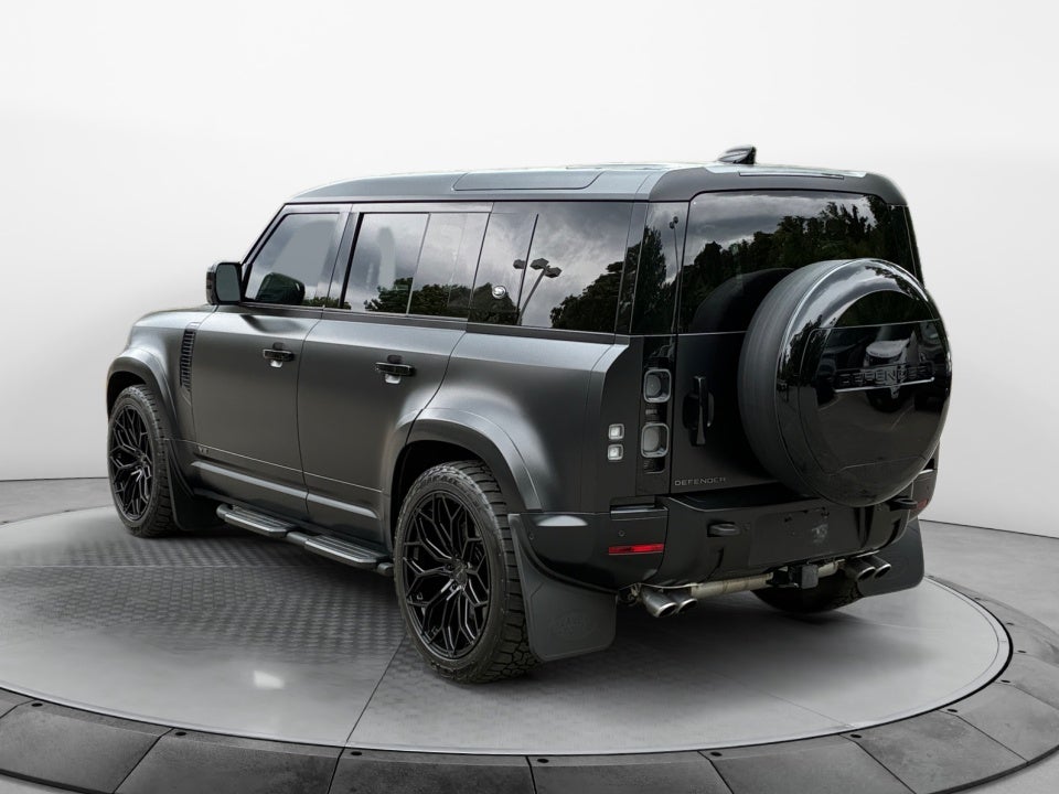 2023 Land Rover Defender 110 V8