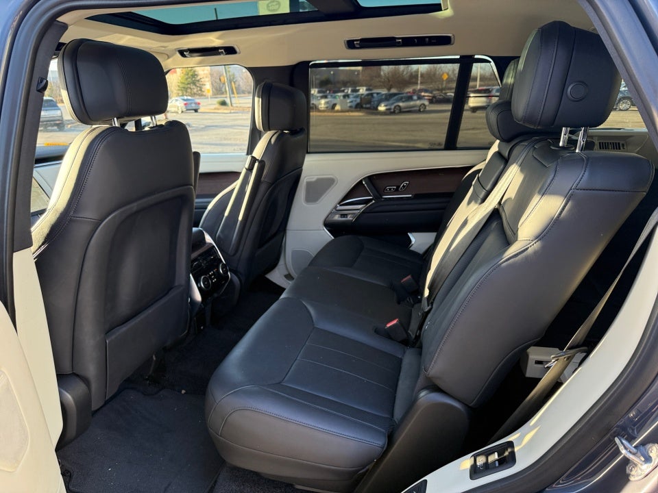 2024 Land Rover Range Rover P530 SE