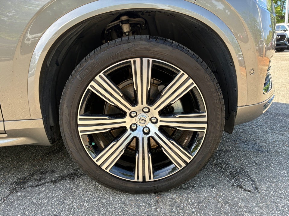 2022 Volvo XC90 T6 Inscription 7 Passenger