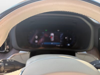 2022 Volvo XC60 Momentum