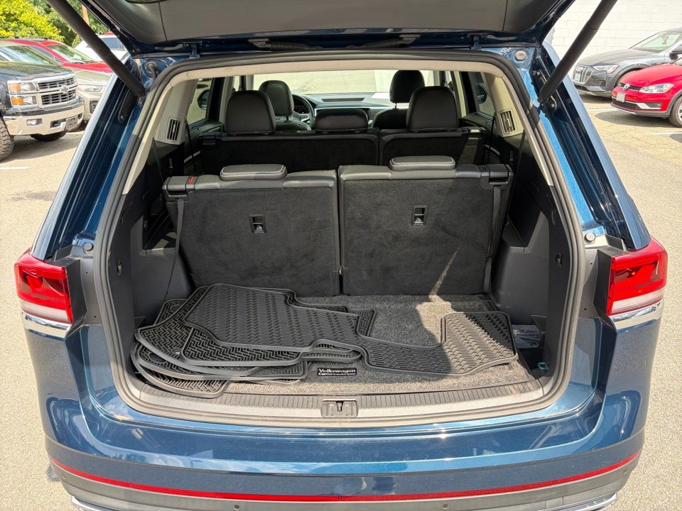 2022 Volkswagen Atlas 2.0T SE w/Technology